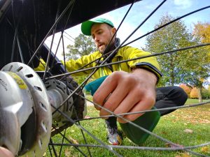 Bike Share Toronto lubing chains