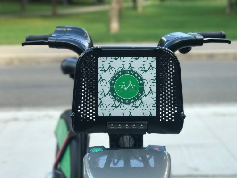 Bike Share Toronto transit