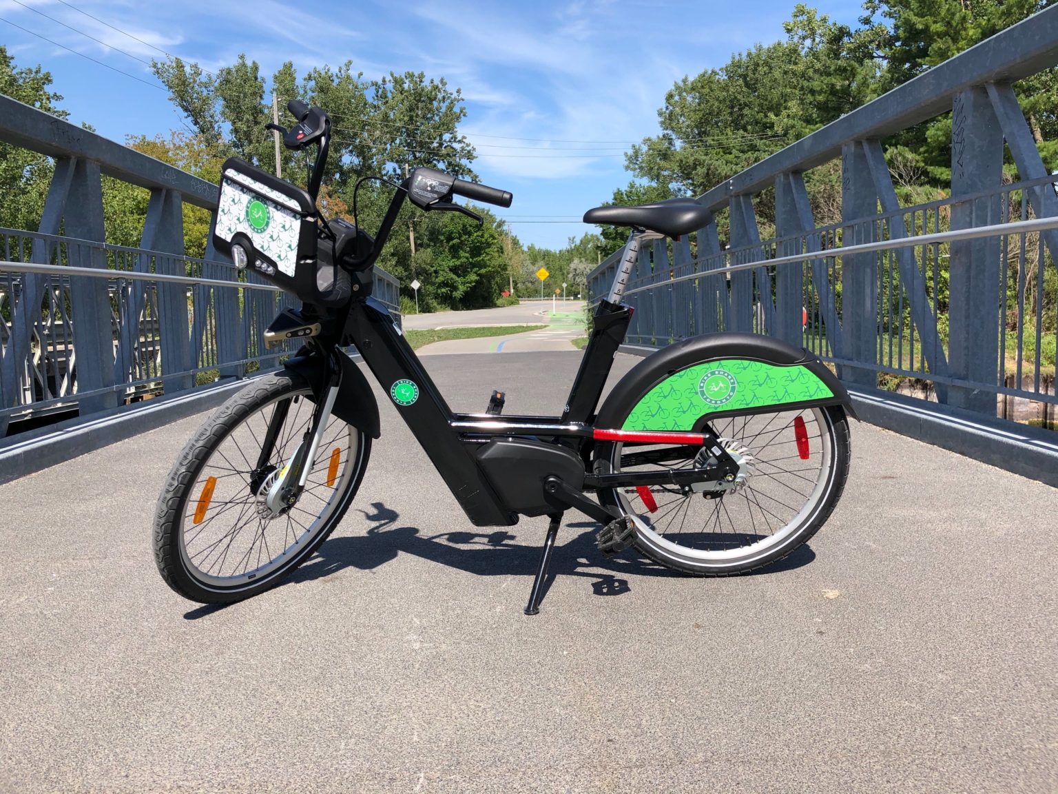 Free Ride Wednesdays are back and e-bikes are joining the fleet! - Bike